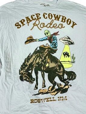 Vintage Style Space Cowboy Rodeo Roswell NM Alien Graphic Tee Large